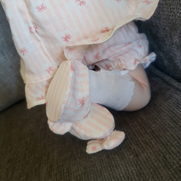 Vintage Collectible Charming Pink Baby Doll with Accessories - Picture 7 of 9